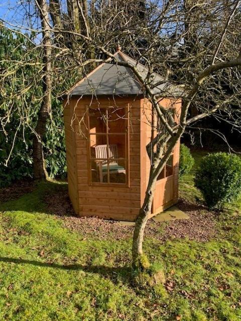 Whitchester Christian Centre ホーイック エクステリア 写真